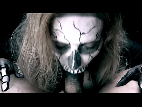 ❤️ Demon girl zuigt pik met haar zwarte mond en slikt sperma. ️❌ Anal porno at us nl.sexvideosex.top ❤